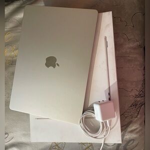 Apple MacBook Air with M3 Chip in silver gold